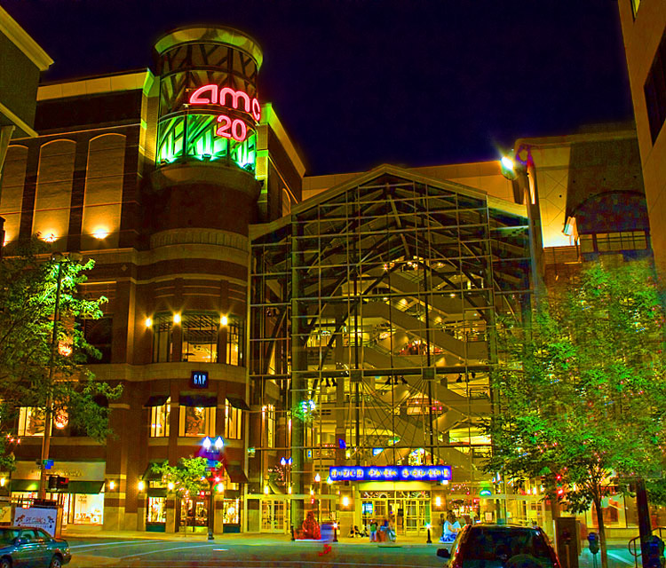 A view of the entry at River Park Square, Spokane, Washington.