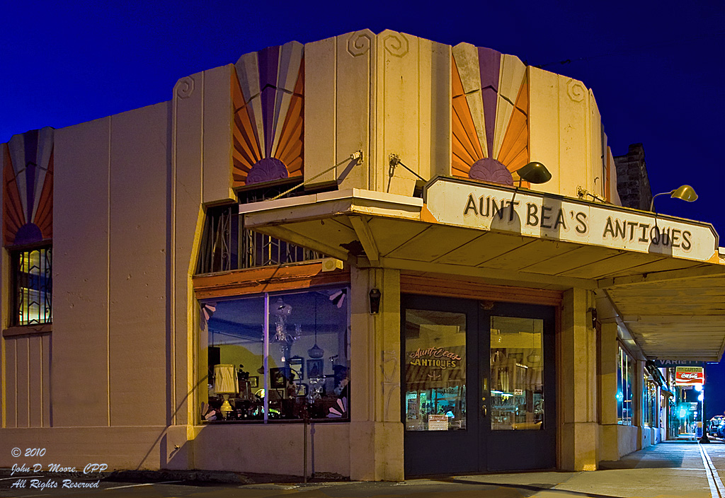 Aunt Beas Antiques, Hillyard, Spokane, Washington