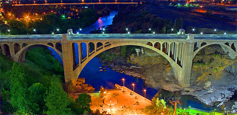 Monroe Street bridge, looking west. Spokane, Washington 