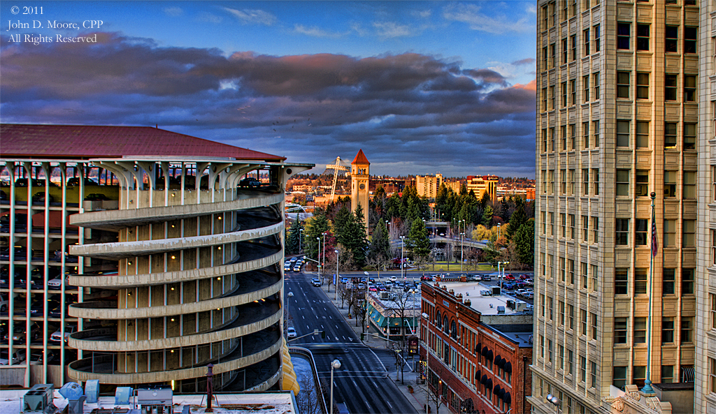  A  northeast view from the rooftop of the Fernwell building.