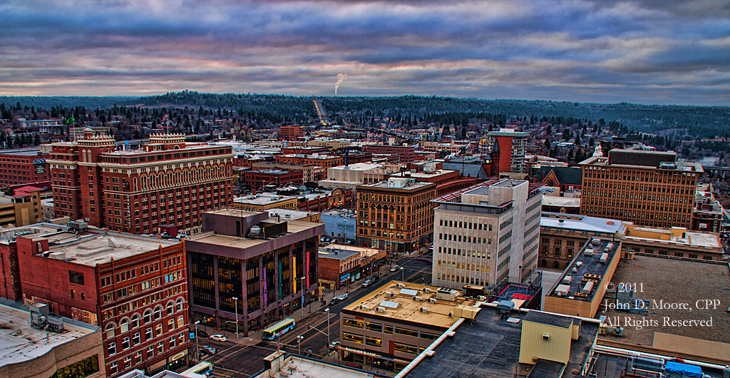 A sunset view to the southwest, from the rooftop of the Chase bank building.