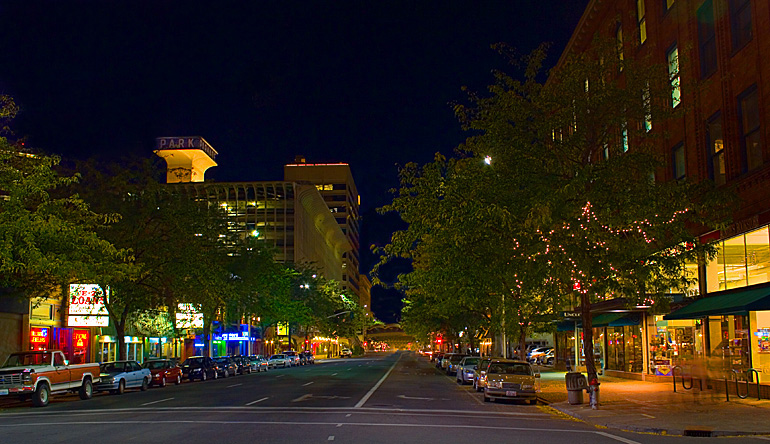 A slow night on Main Street,  Spokane, Washington