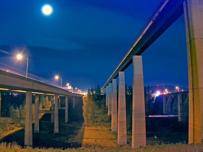 Heading into downtown (L-R), I90 overpass, Railroad overpass, Highbridge (Sunset Hwy) Spokane, Washingt